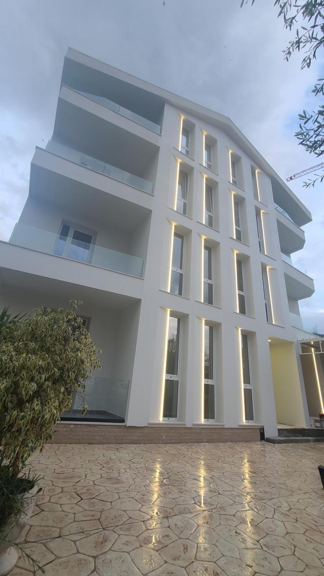 Hotel Noel Vlorë Exterior foto
