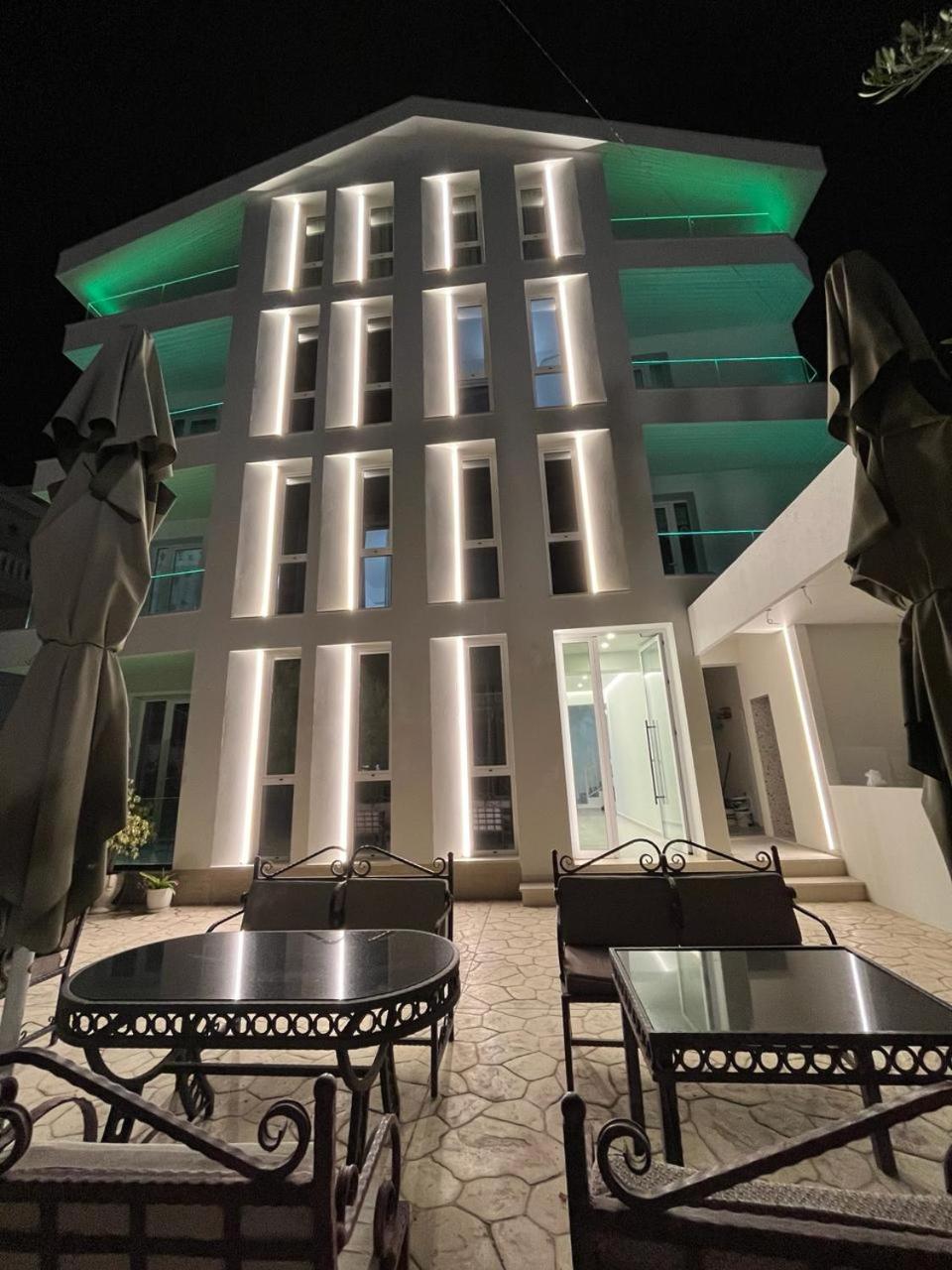 Hotel Noel Vlorë Exterior foto