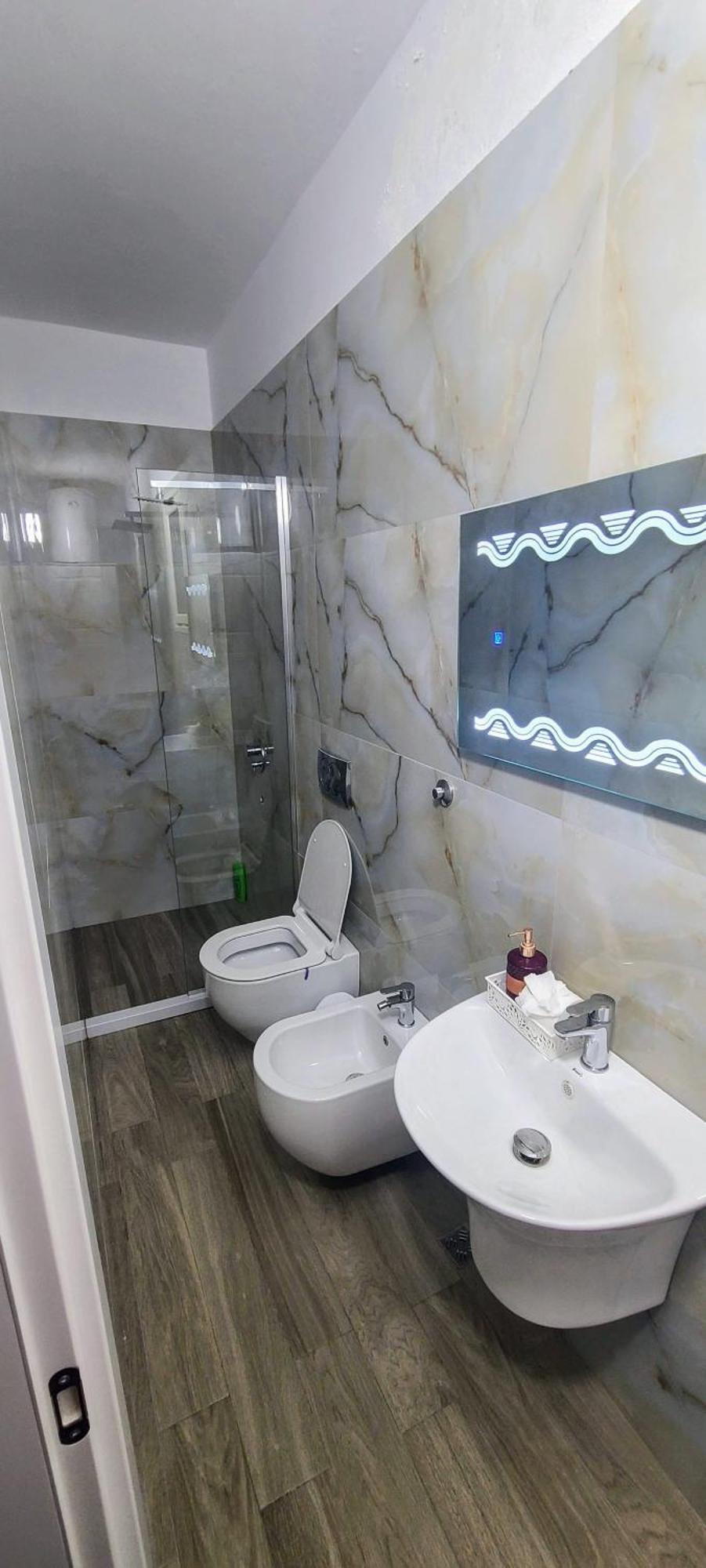 Hotel Noel Vlorë Exterior foto
